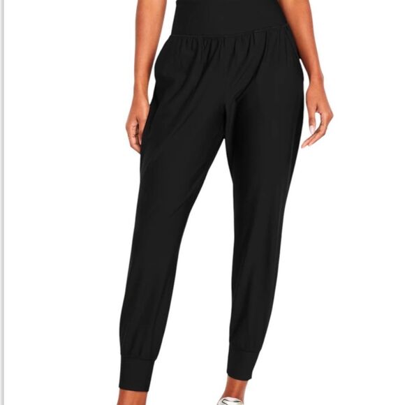 Old Navy Black High-Waisted PowerSoft Pocket Joggers Size Medium New with tags - Picture 1 of 12